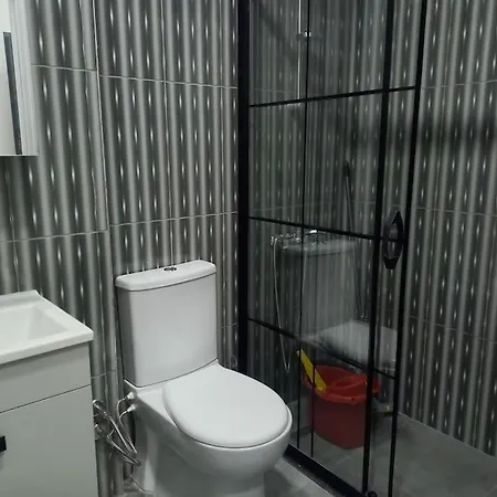 *новая 1+1 Mecidiyekoey Apartman